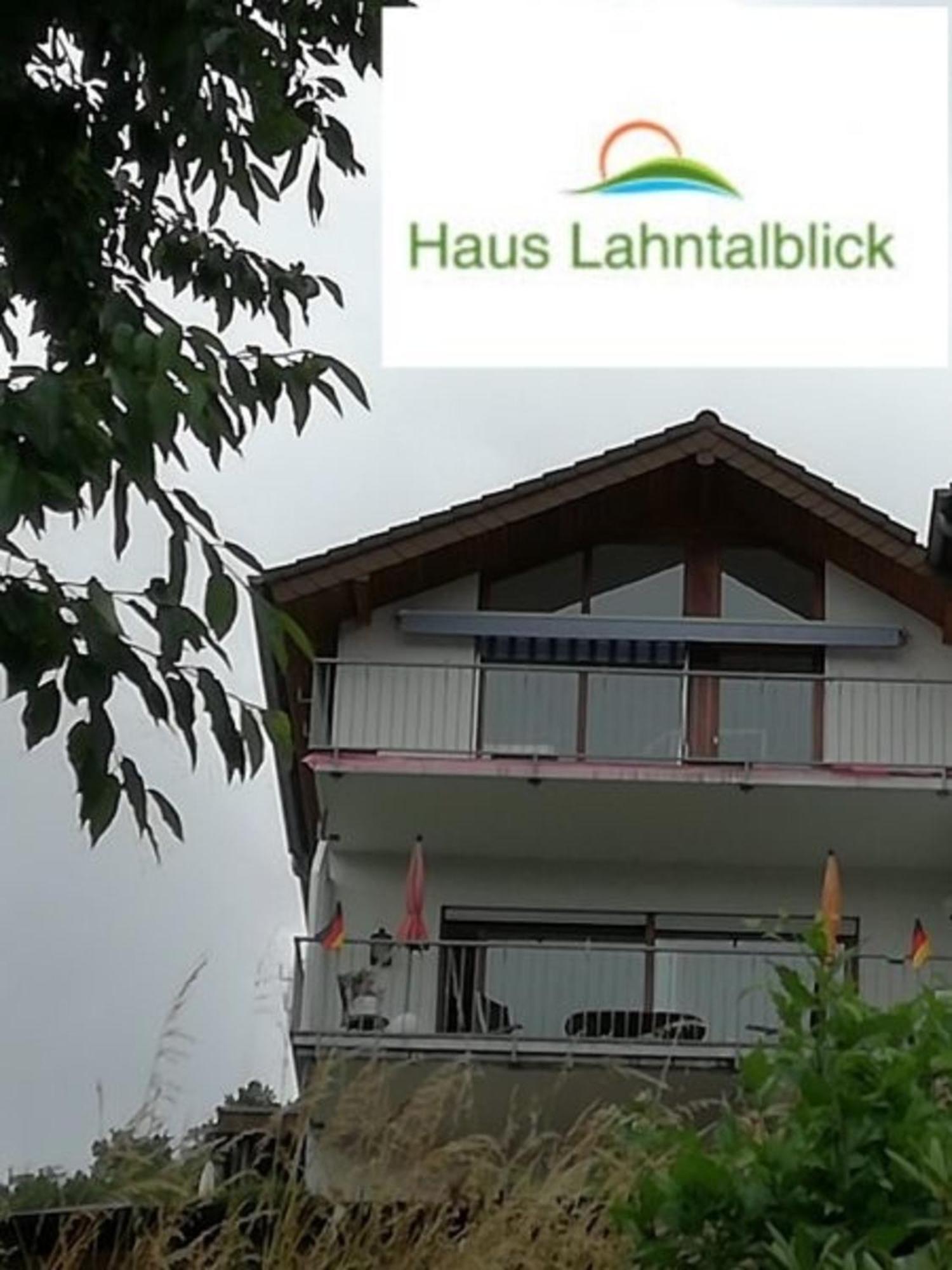Haus Lahntalblick Apartment บัดเอมส์ ภายนอก รูปภาพ