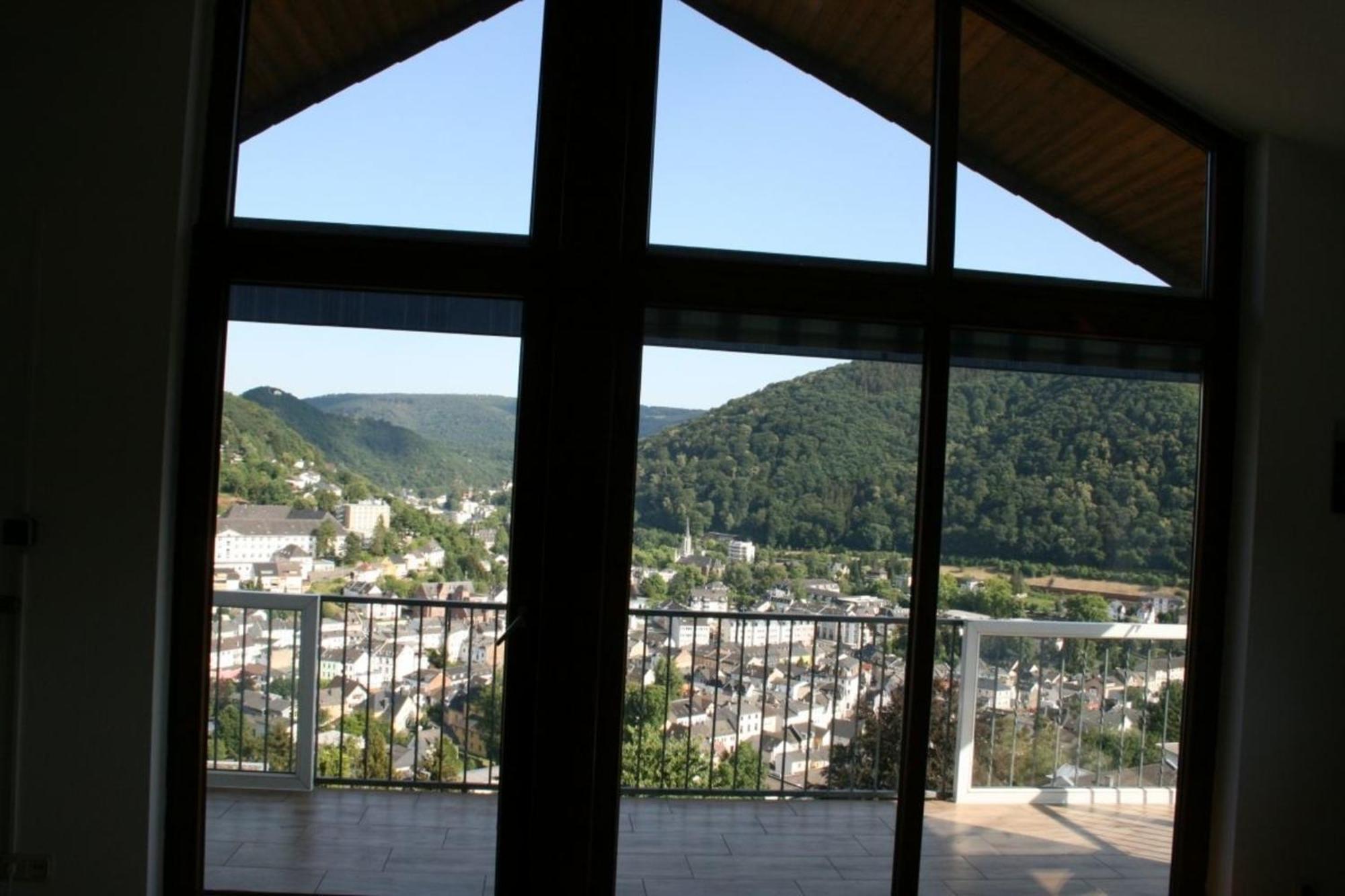 Haus Lahntalblick Apartment บัดเอมส์ ภายนอก รูปภาพ