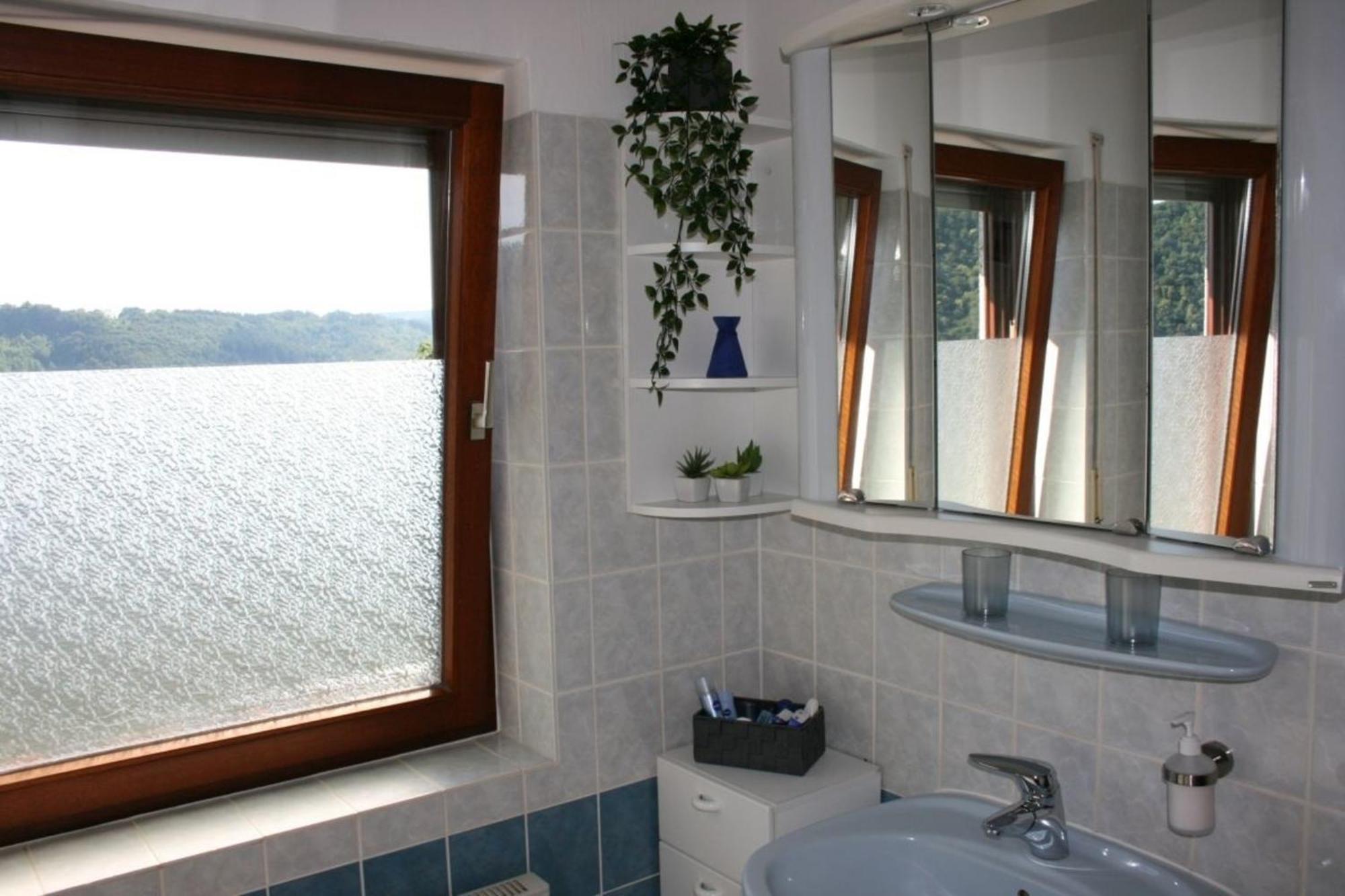 Haus Lahntalblick Apartment บัดเอมส์ ภายนอก รูปภาพ